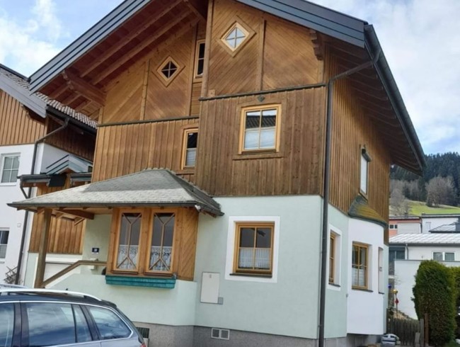 Einfamilienhaus vor der Verschönerung durch Ferdi Öztürk